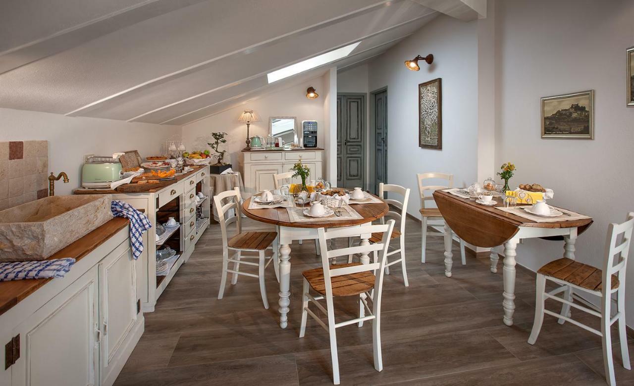 Roncaglia Suite Monticello d'Alba 外观 照片