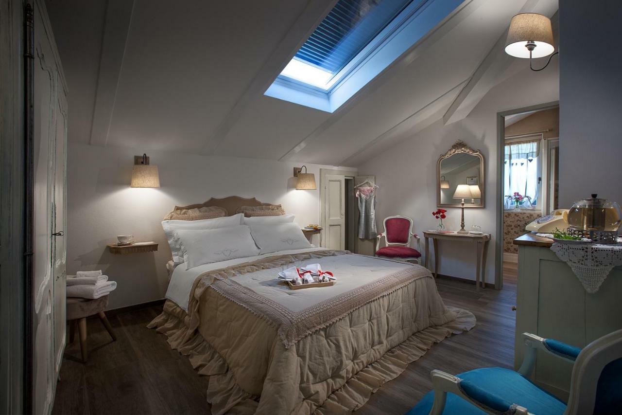 Roncaglia Suite Monticello d'Alba 外观 照片